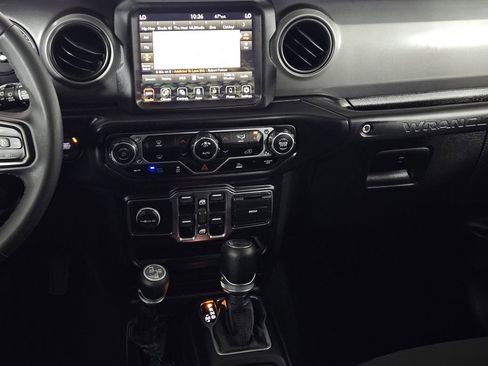 Used 2023 Jeep Wrangler Unlimited w/ 8.4" Radio Group AWD/4WD image 9