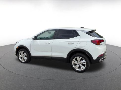 Used 2025 Buick Encore GX Preferred AWD/4WD image 10