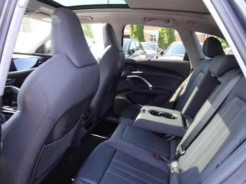 New 2025 Audi Q5 Premium Plus w/ Premium Plus image 6