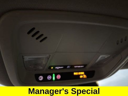 Used 2024 Chevrolet Malibu LT image 29