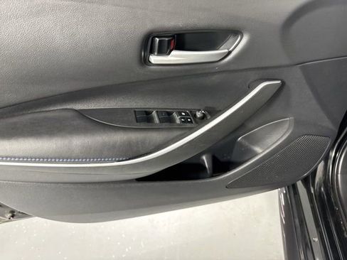 Used 2021 Toyota Corolla SE w/ Carpet Mat Package (TMS) FWD image 19