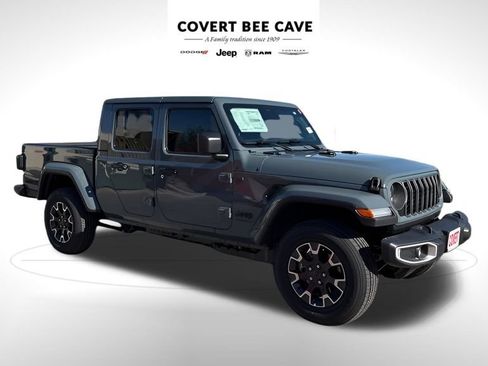 New 2026 Jeep Gladiator Sport image 1