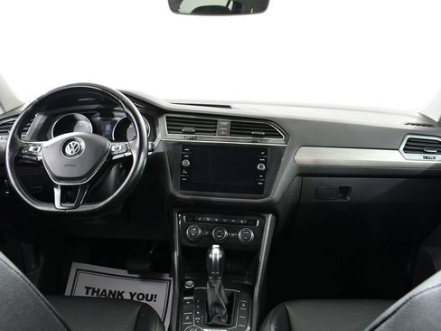 Used 2018 Volkswagen Tiguan SE AWD/4WD image 7