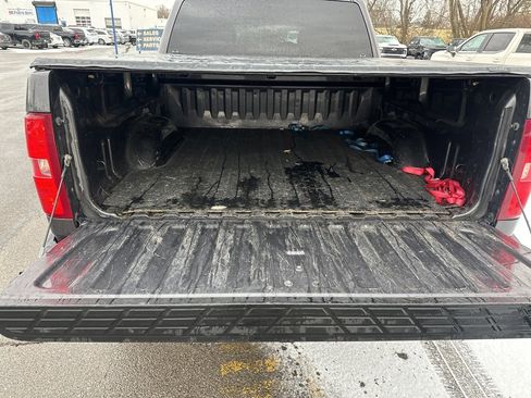 Used 2011 Chevrolet Silverado 1500 LS image 12