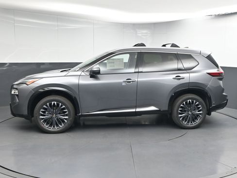 New 2026 Nissan Rogue Platinum w/ Platinum Premium Package image 5