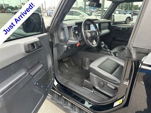 Used 2024 Ford Bronco Black Diamond AWD/4WD image 9