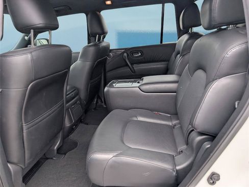 Used 2024 Nissan Armada SL w/ Midnight Edition Package RWD image 15