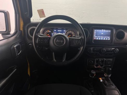 Used 2021 Jeep Wrangler Unlimited Sport image 13