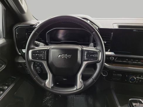 Used 2022 Chevrolet Silverado 1500 LT Trail Boss w/ Protection Package image 6