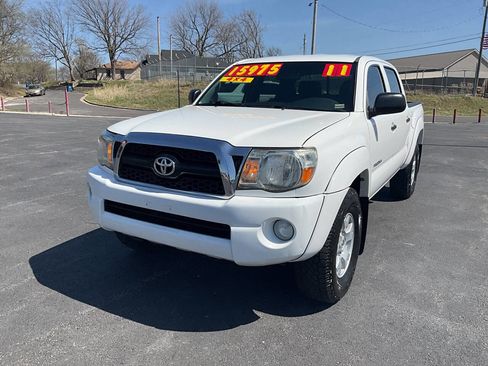 Used 2011 Toyota Tacoma 4x4 Double Cab w/ TRD Off-Road Pkg w/JBL Audio image 37