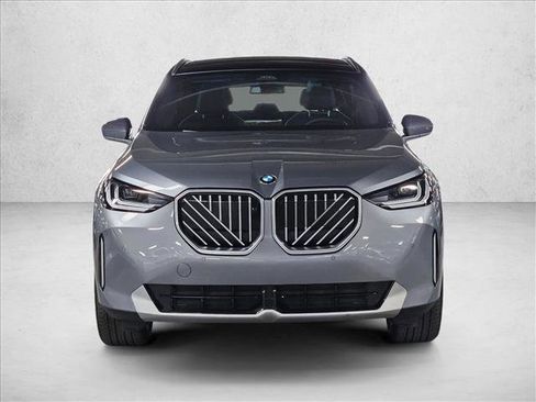 Certified 2025 BMW X3 xDrive30i w/ Premium Package image 2