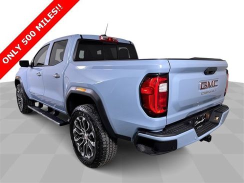 Used 2025 GMC Canyon Denali image 6