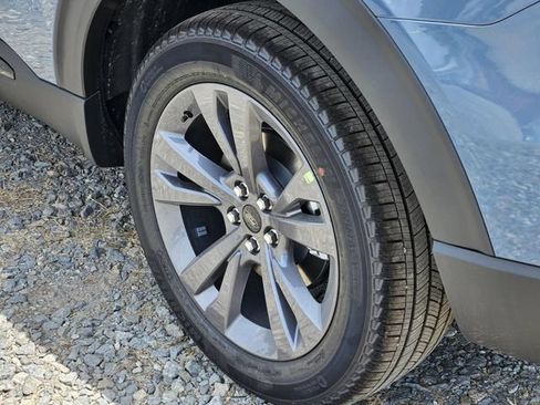 New 2026 Ford Explorer Active w/ Active Comfort Package AWD/4WD image 5