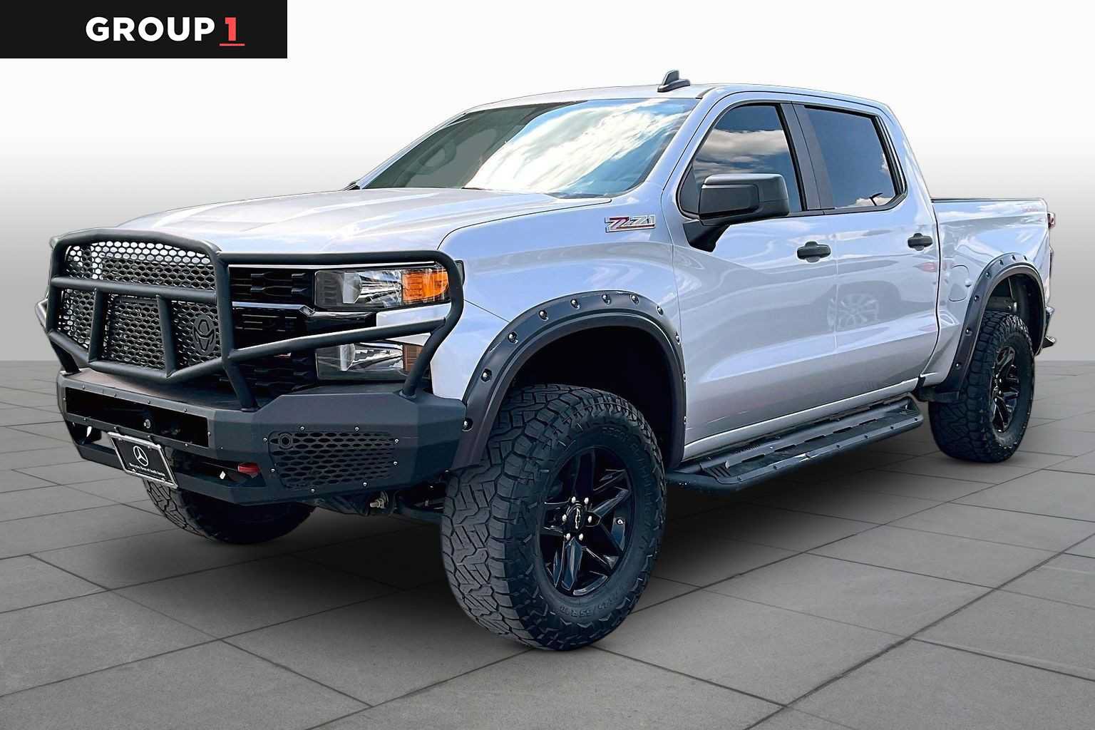 Used 2019 Chevrolet Silverado 1500 Custom Trail Boss w/ Custom Convenience Package AWD/4WD image 1