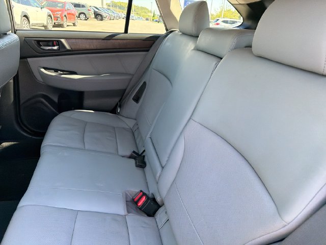 Used 2018 Subaru Outback 2.5i Limited AWD/4WD image 22