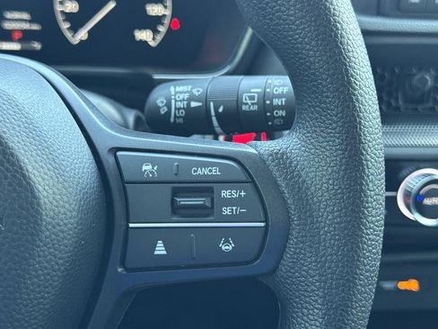 Used 2025 Honda CR-V EX image 15