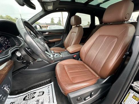 Used 2019 Audi Q5 2.0T Premium Plus w/ Premium Plus Package AWD/4WD image 13