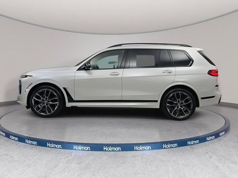 New 2026 BMW X7 M60i image 8