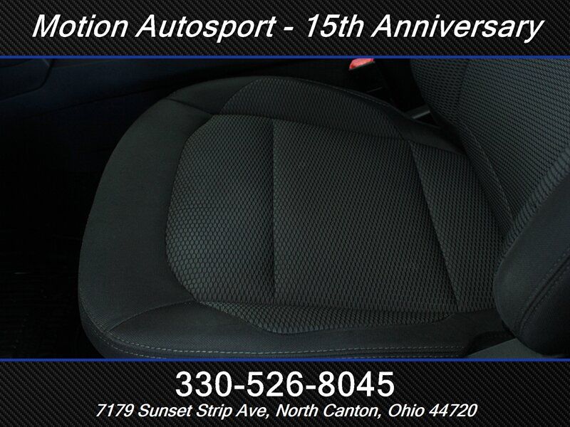 Used 2018 Ford Explorer XLT w/ Equipment Group 201A AWD/4WD image 24