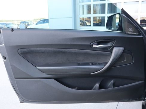 Used 2017 BMW M2 image 39