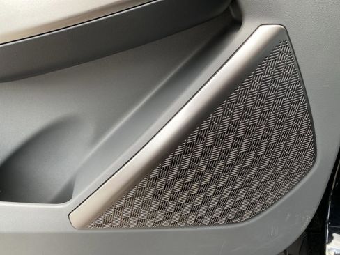 New 2026 Kia EV9 Light image 17