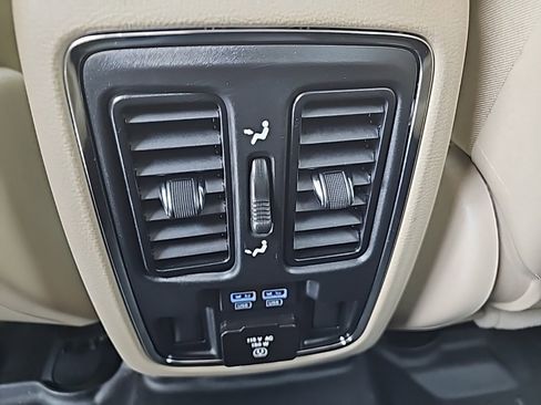 Certified 2020 Jeep Grand Cherokee Limited w/ Premium Lighting Group image 20