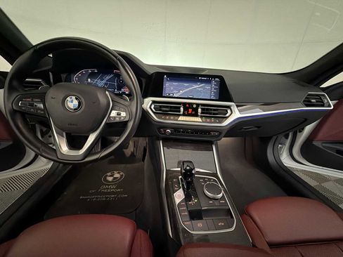 Used 2022 BMW 430i xDrive Convertible w/ Convenience Package AWD/4WD image 16