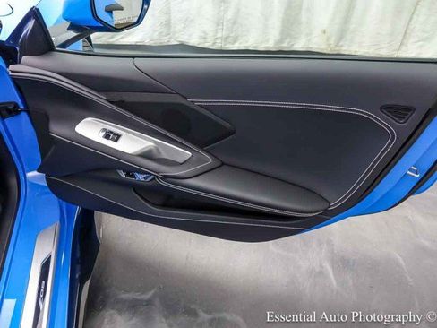 Used 2025 Chevrolet Corvette Z06 RWD image 28
