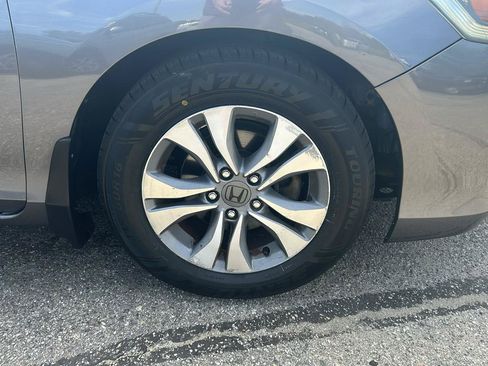 Used 2014 Honda Accord LX image 25