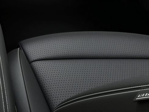 New 2026 Genesis GV70 2.5T AWD/4WD image 22