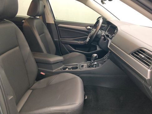 Used 2019 Volkswagen Jetta SE FWD image 21