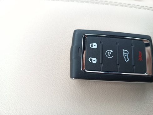 Certified 2024 Jeep Grand Cherokee Limited image 26