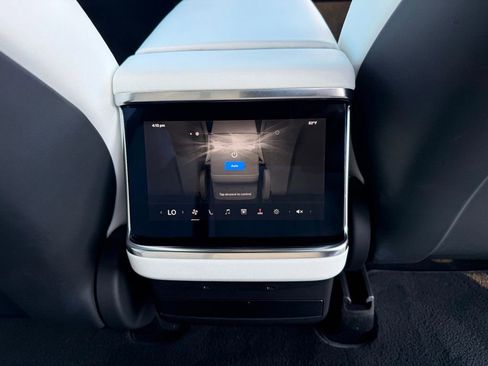 Used 2023 Tesla Model X image 27