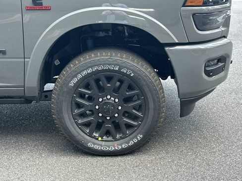 New 2026 RAM 2500 Limited AWD/4WD image 12
