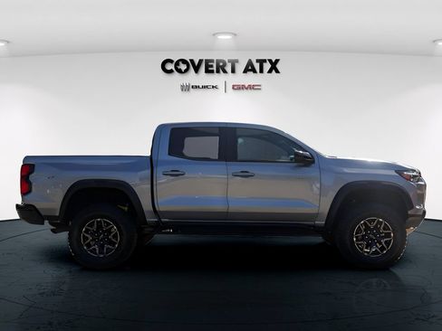 Used 2024 Chevrolet Colorado ZR2 w/ ZR2 Convenience Package III AWD/4WD image 8