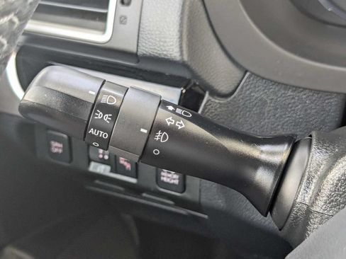 Used 2018 Subaru Forester 2.5i Touring w/ Popular Package #3B AWD/4WD image 37