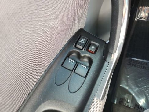 Used 2011 Honda CR-Z EX image 33