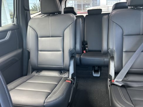 New 2026 GMC Acadia Elevation w/ Black Edition FWD image 29