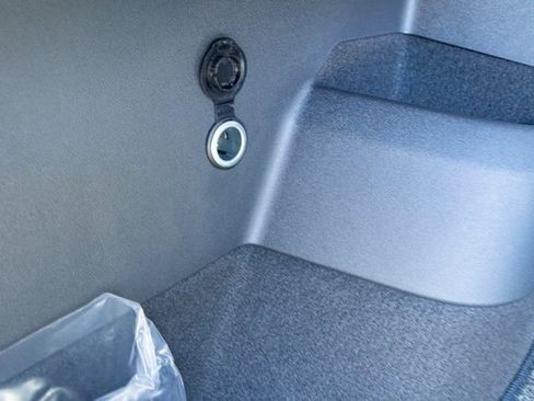 New 2026 Volkswagen Tiguan SE R-Line image 35