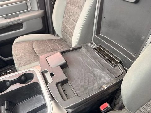 Used 2016 RAM 1500 Big Horn AWD/4WD image 32