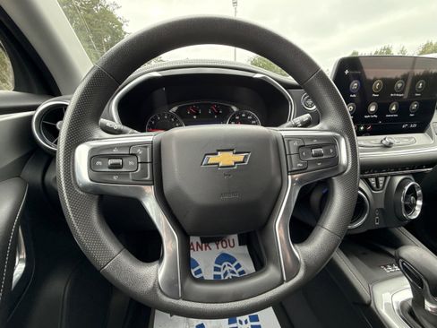 Used 2023 Chevrolet Blazer LT w/ Convenience Package image 13