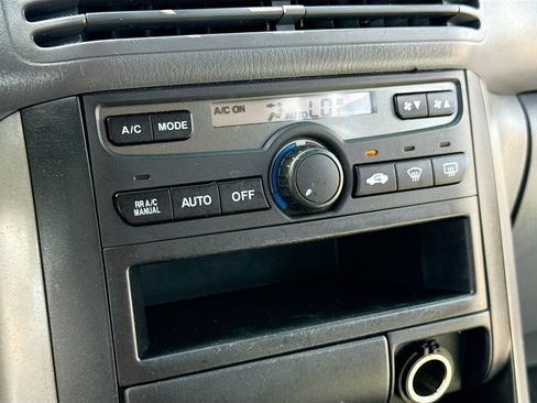 Used 2004 Honda Pilot EX image 10