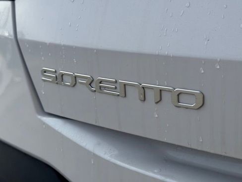New 2026 Kia Sorento S AWD/4WD image 9