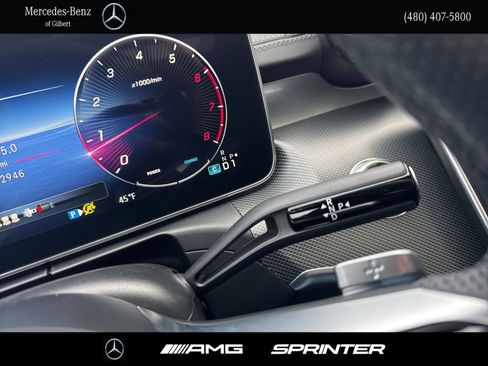 Used 2024 Mercedes-Benz C 300 4MATIC Sedan image 31