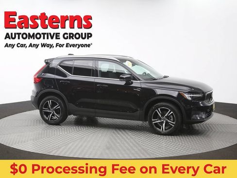 Used 2024 Volvo XC40 B5 Core AWD/4WD image 47