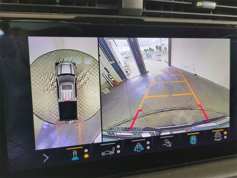 Used 2022 GMC Sierra 1500 Denali Ultimate image 25