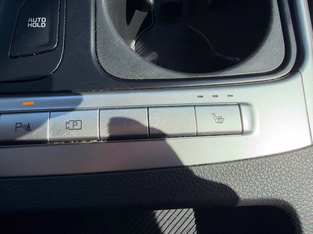 Certified 2026 Kia Carnival FWD image 31