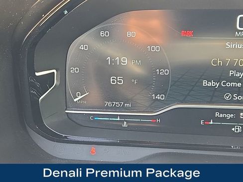 Used 2022 GMC Yukon Denali w/ Denali Premium Package AWD/4WD image 6