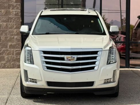 Used 2015 Cadillac Escalade ESV Premium AWD/4WD image 20
