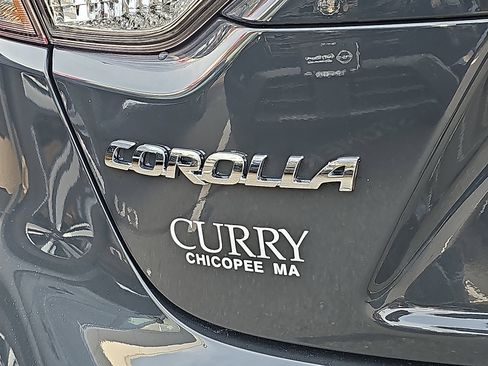 Used 2025 Toyota Corolla LE image 30